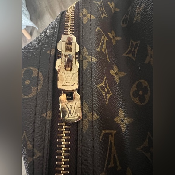 Louis Vuitton Vintage Monogram Sirius 60 Luggage Travel Bag - Picture 6 of 10